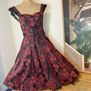 Hot Topic Black & Red Floral Corset-Waist Dress NWT